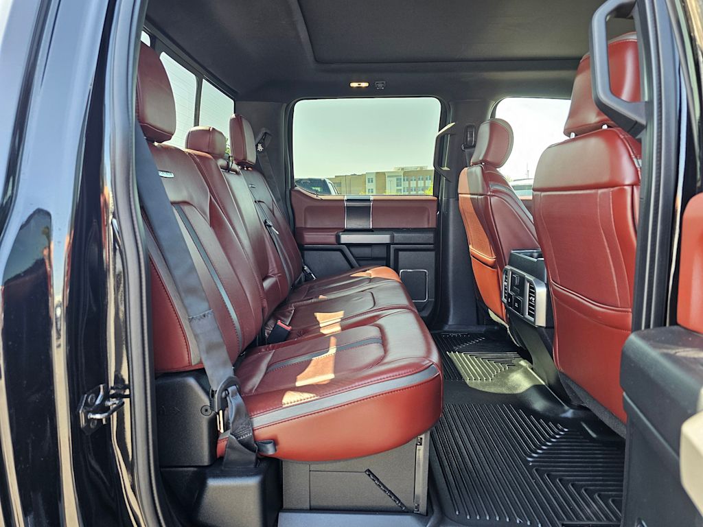 2019 Ford F-350 Platinum 23