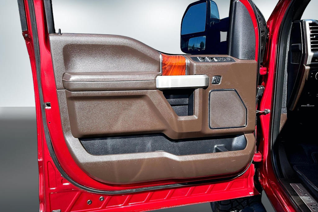 Thumbnail: 2019 Ford F-350 - 26