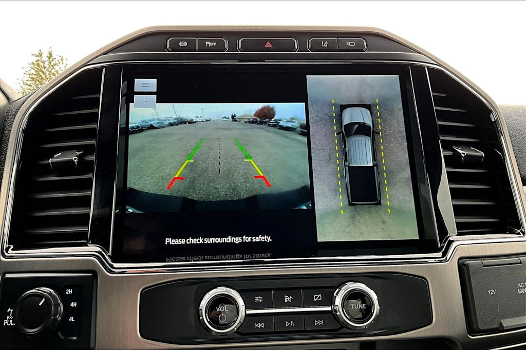 Thumbnail: 2022 Ford F-350 - 26