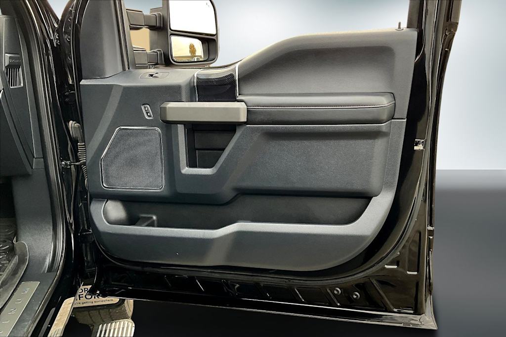 Thumbnail: 2022 Ford F-350 - 28