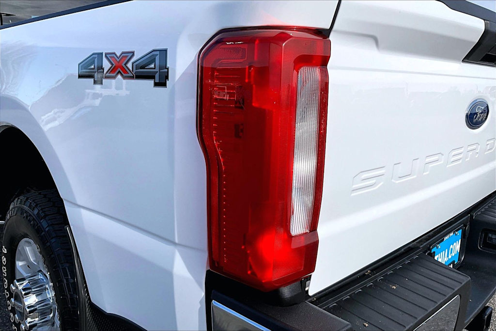 Thumbnail: 2024 Ford F-350 - 32
