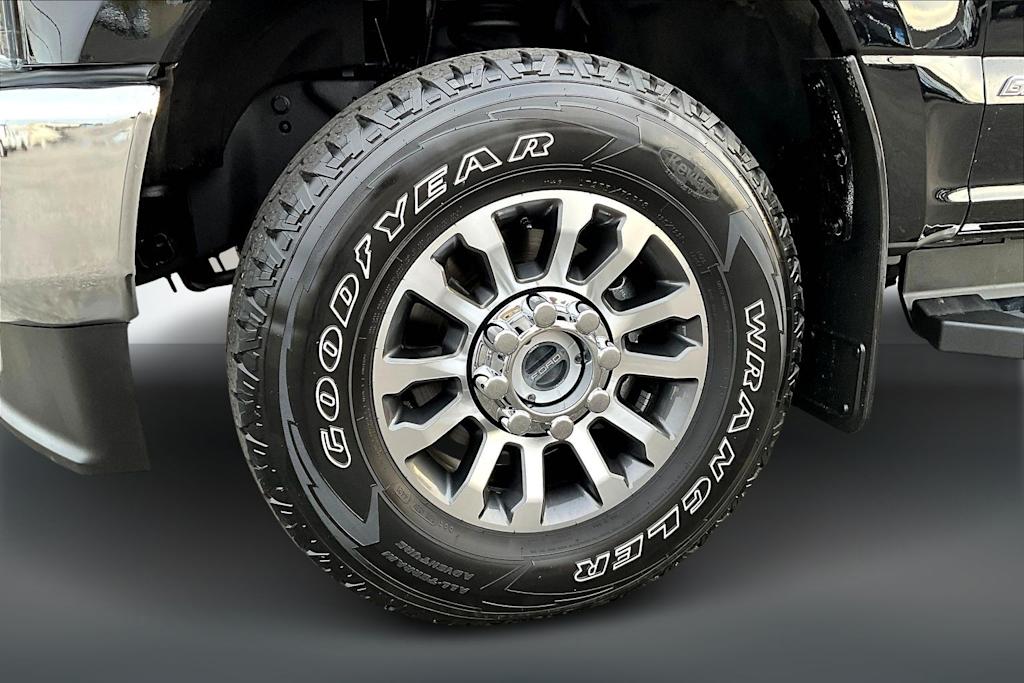 Thumbnail: 2022 Ford F-350 - 6