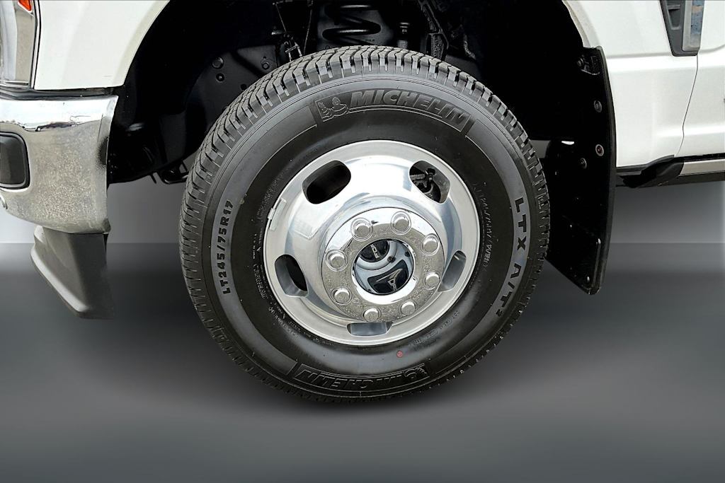 Thumbnail: 2023 Ford F-350 - 8