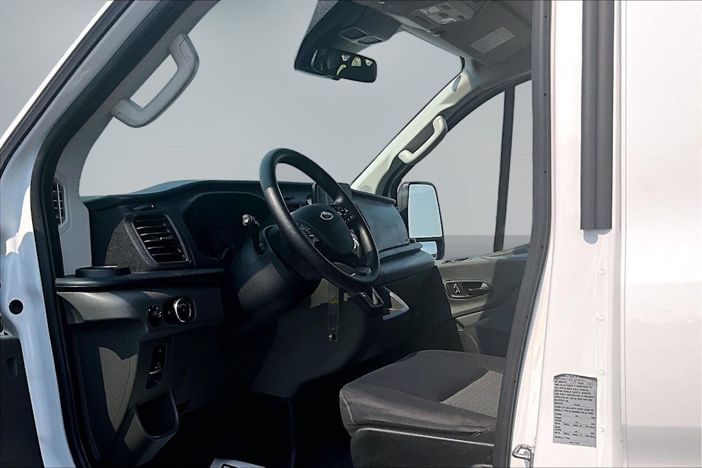 Thumbnail: 2025 Ford Transit Series - 2