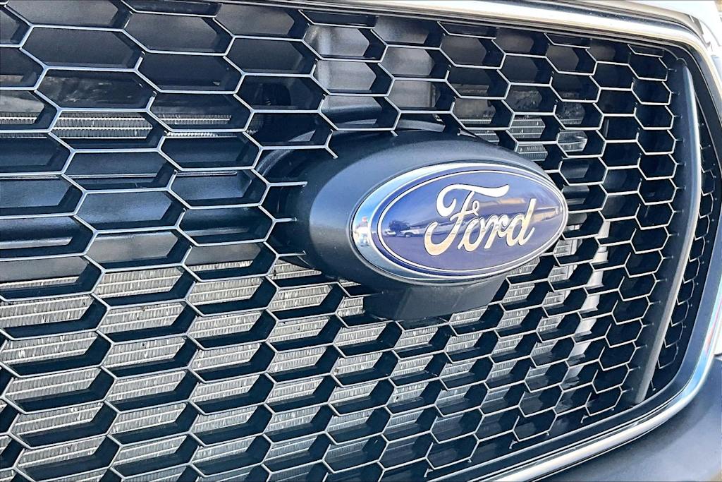 Thumbnail: 2023 Ford Transit Series - 30