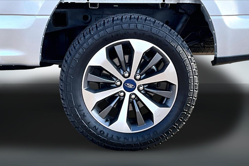 Thumbnail: 2019 Ford F-150 - 32
