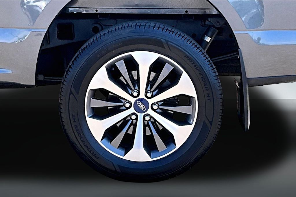 Thumbnail: 2019 Ford F-150 - 32