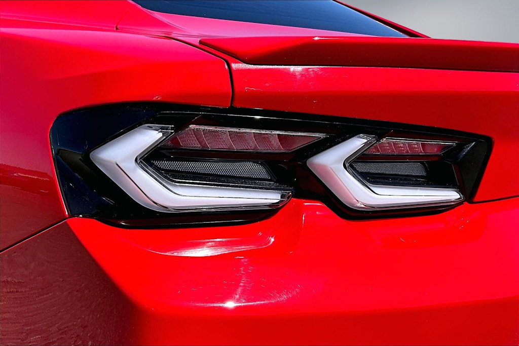 Thumbnail: 2021 Chevrolet Camaro - 26