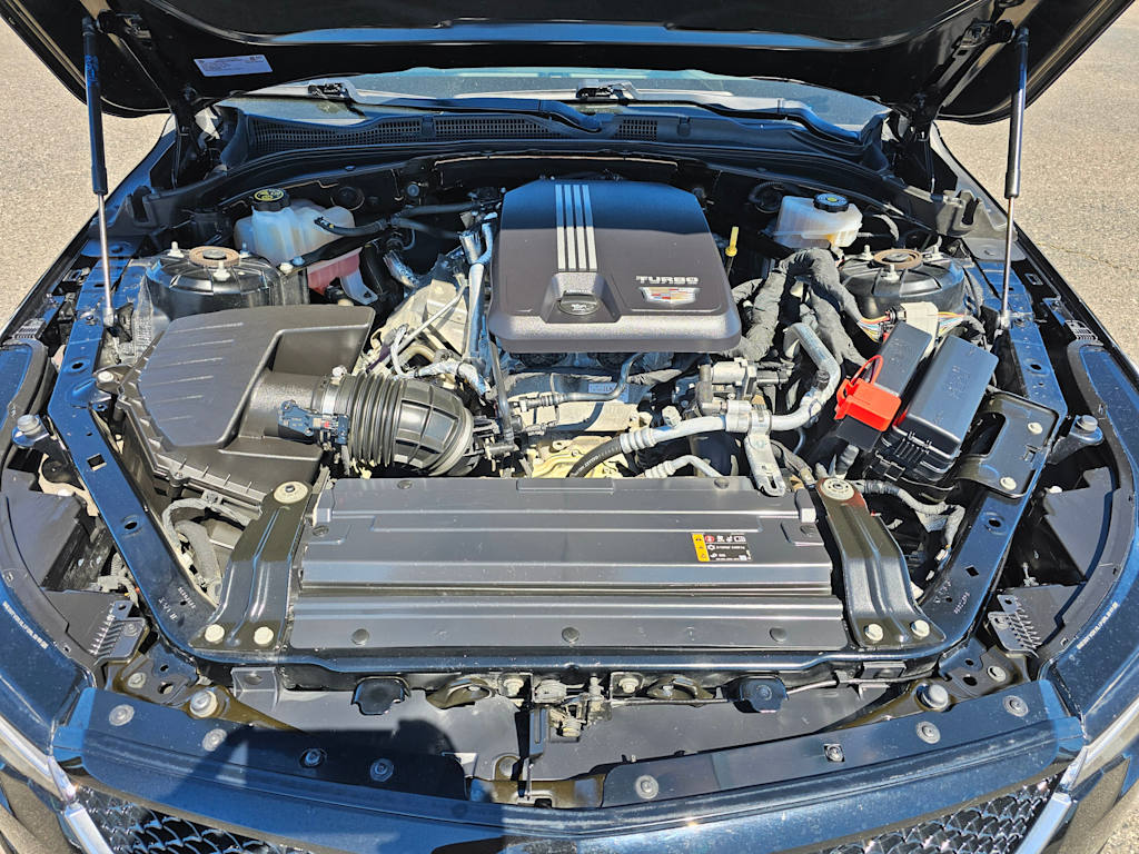 2021 Cadillac CT4 Sport 8