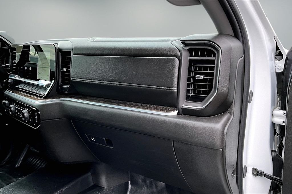 Thumbnail: 2025 Chevrolet Silverado 2500 - 23