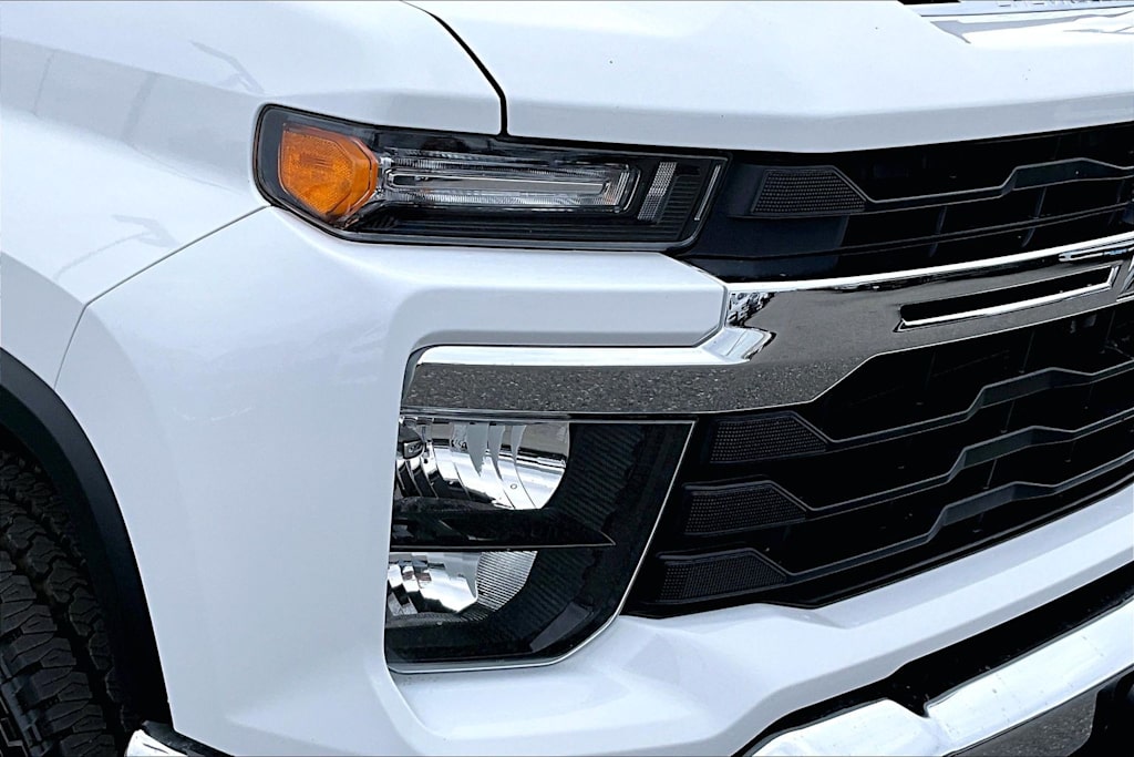 Thumbnail: 2025 Chevrolet Silverado 2500 - 31