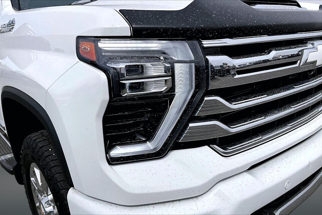 Thumbnail: 2024 Chevrolet Silverado 3500 - 13