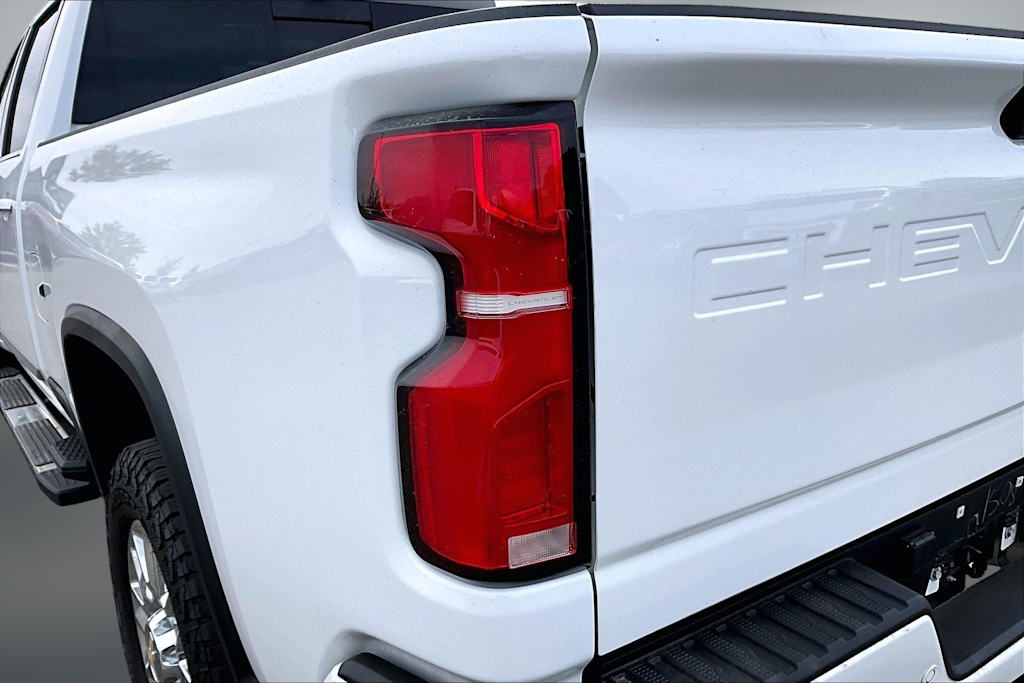 Thumbnail: 2024 Chevrolet Silverado 3500 - 14
