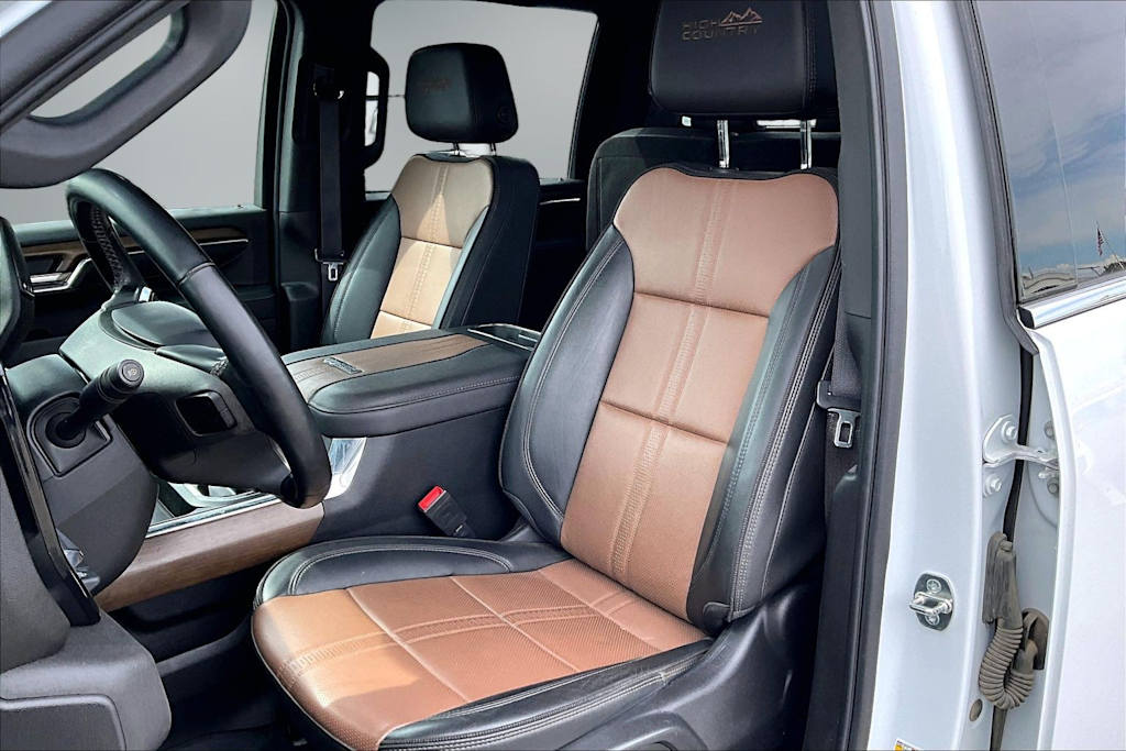 Thumbnail: 2024 Chevrolet Silverado 3500 - 8
