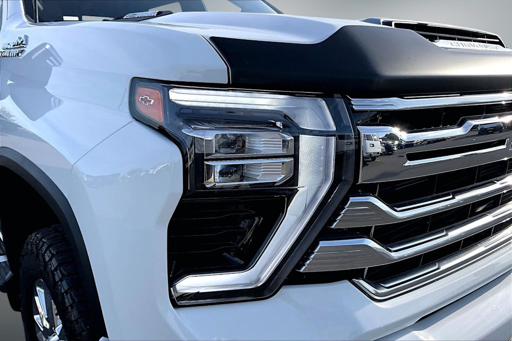 Thumbnail: 2024 Chevrolet Silverado 3500 - 30