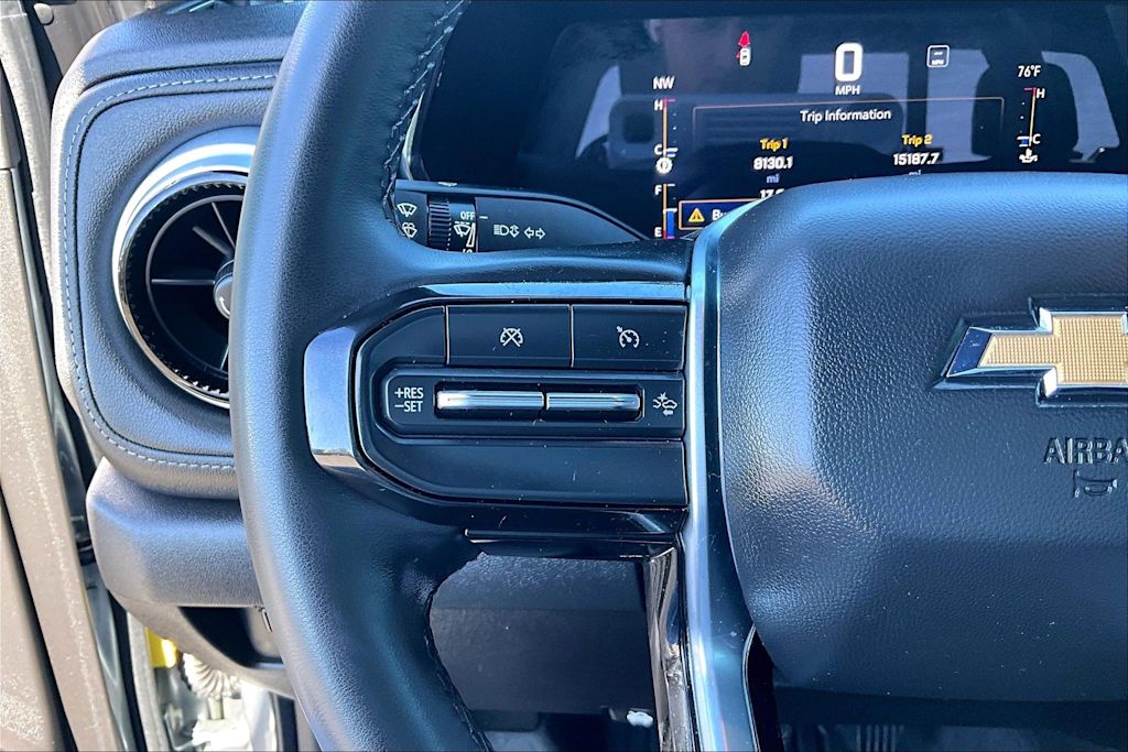 Thumbnail: 2023 Chevrolet Colorado - 24