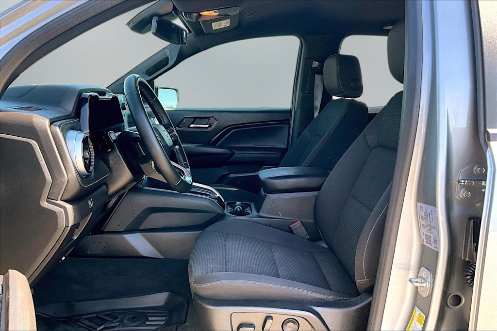 Thumbnail: 2023 Chevrolet Colorado - 11