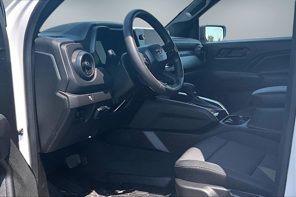 Thumbnail: 2025 Chevrolet Colorado - 2