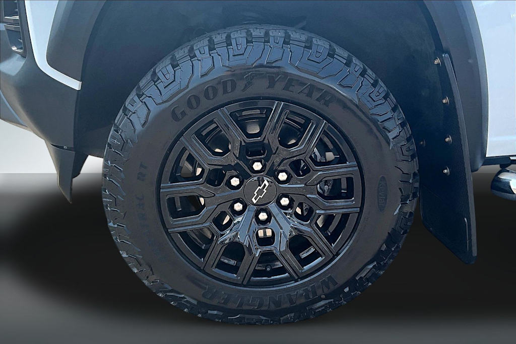 Thumbnail: 2025 Chevrolet Colorado - 8
