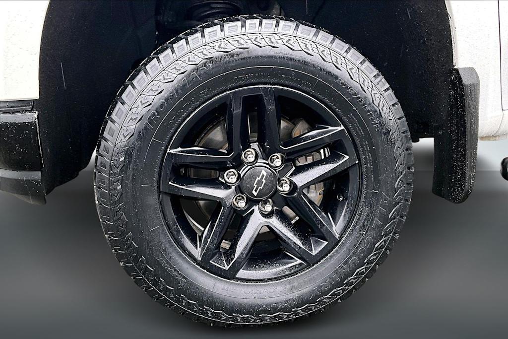 Thumbnail: 2019 Chevrolet Silverado 1500 - 8