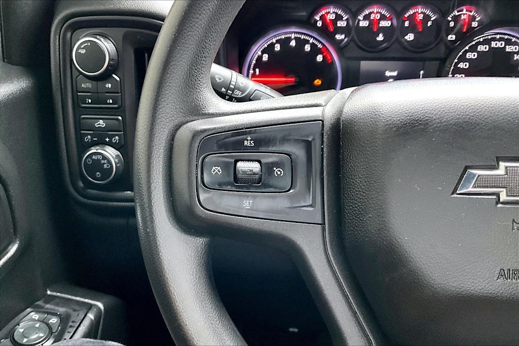 Thumbnail: 2019 Chevrolet Silverado 1500 - 23