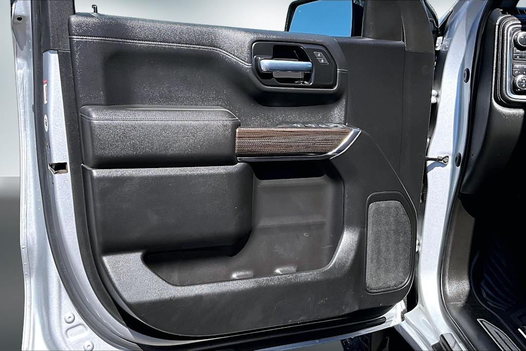 Thumbnail: 2021 Chevrolet Silverado 1500 - 26