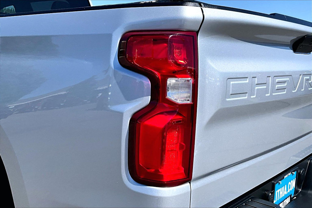 Thumbnail: 2021 Chevrolet Silverado 1500 - 31