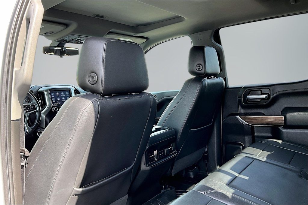 Thumbnail: 2021 Chevrolet Silverado 1500 - 12