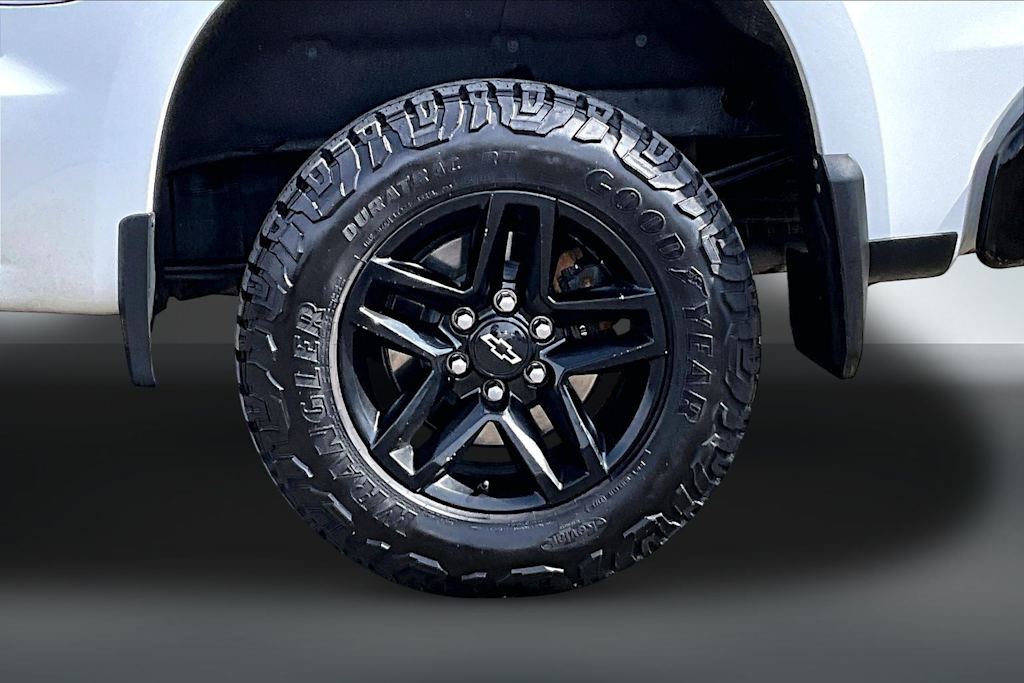 Thumbnail: 2021 Chevrolet Silverado 1500 - 34
