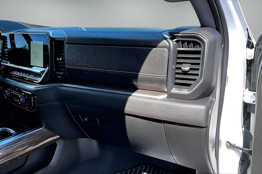 Thumbnail: 2024 Chevrolet Silverado 1500 - 22
