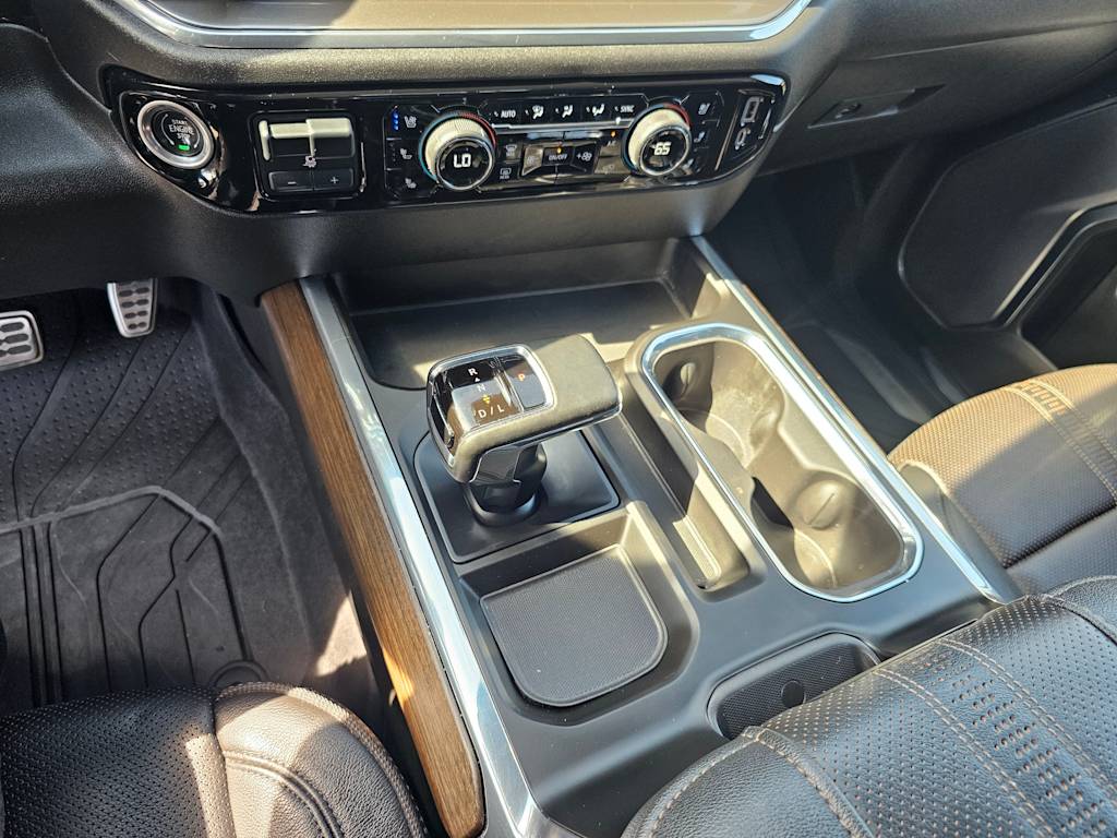 2023 Chevrolet Silverado 1500 High Country 16