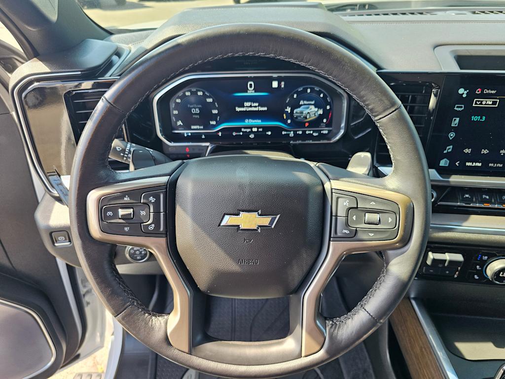 2023 Chevrolet Silverado 1500 High Country 14