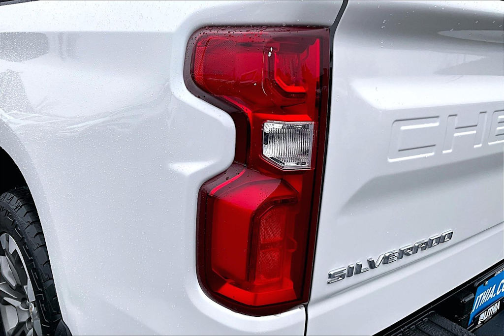 Thumbnail: 2024 Chevrolet Silverado 1500 - 33