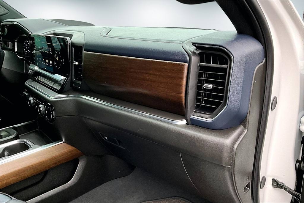 Thumbnail: 2024 Chevrolet Silverado 1500 - 23