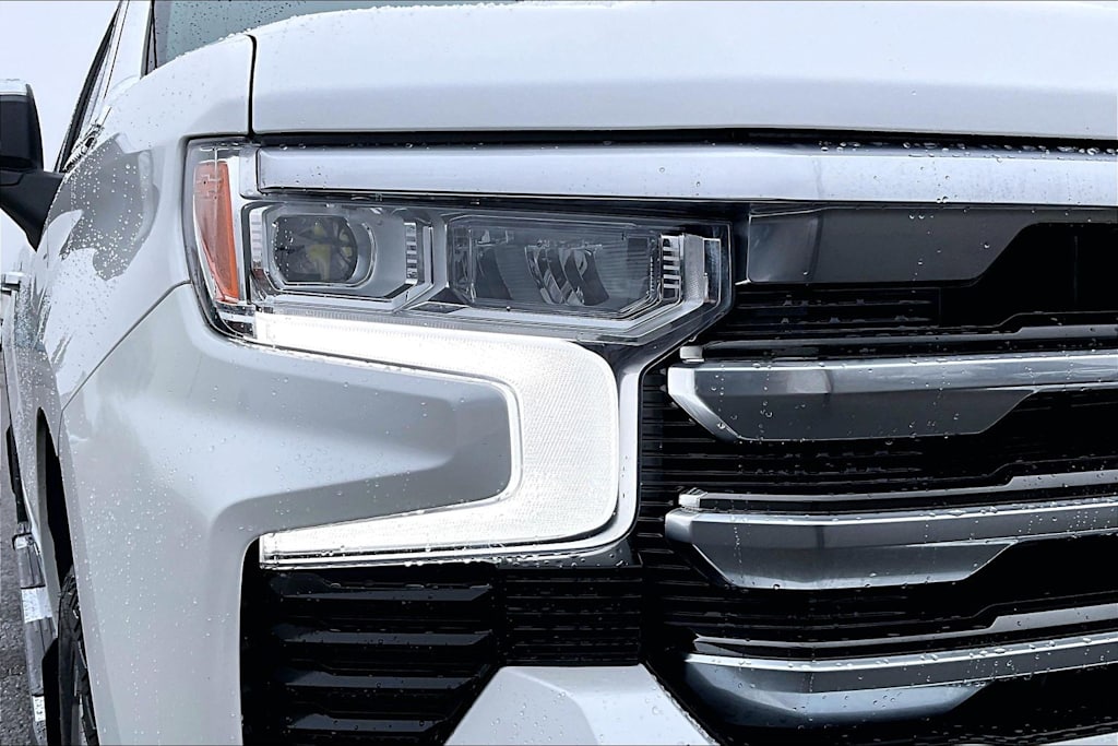 Thumbnail: 2024 Chevrolet Silverado 1500 - 32