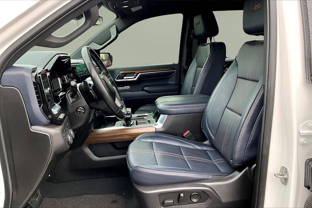 Thumbnail: 2024 Chevrolet Silverado 1500 - 11