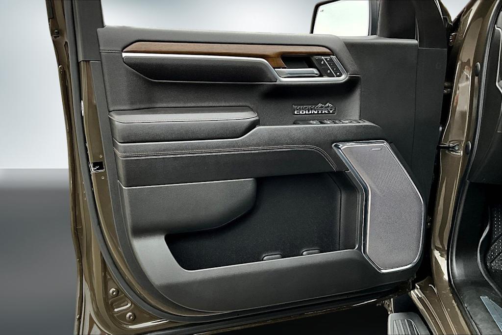 Thumbnail: 2023 Chevrolet Silverado 1500 - 27