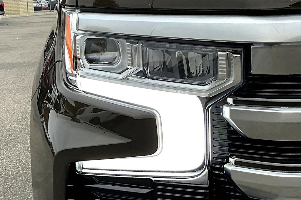 Thumbnail: 2023 Chevrolet Silverado 1500 - 32