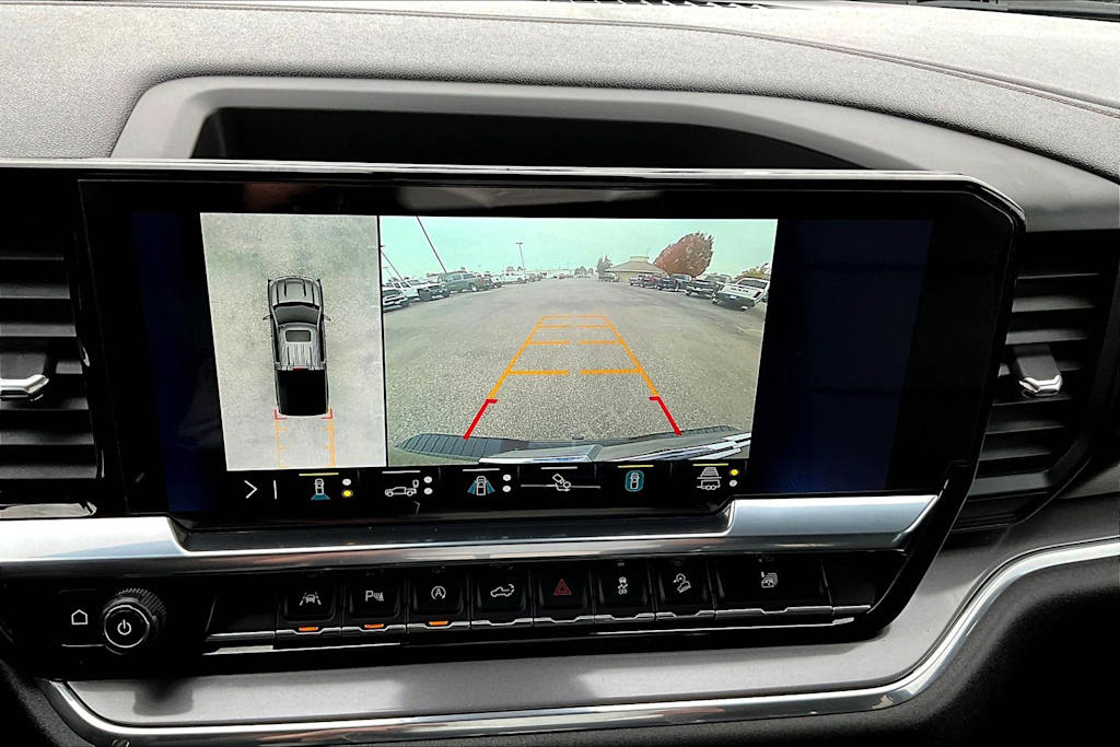 Thumbnail: 2023 Chevrolet Silverado 1500 - 26