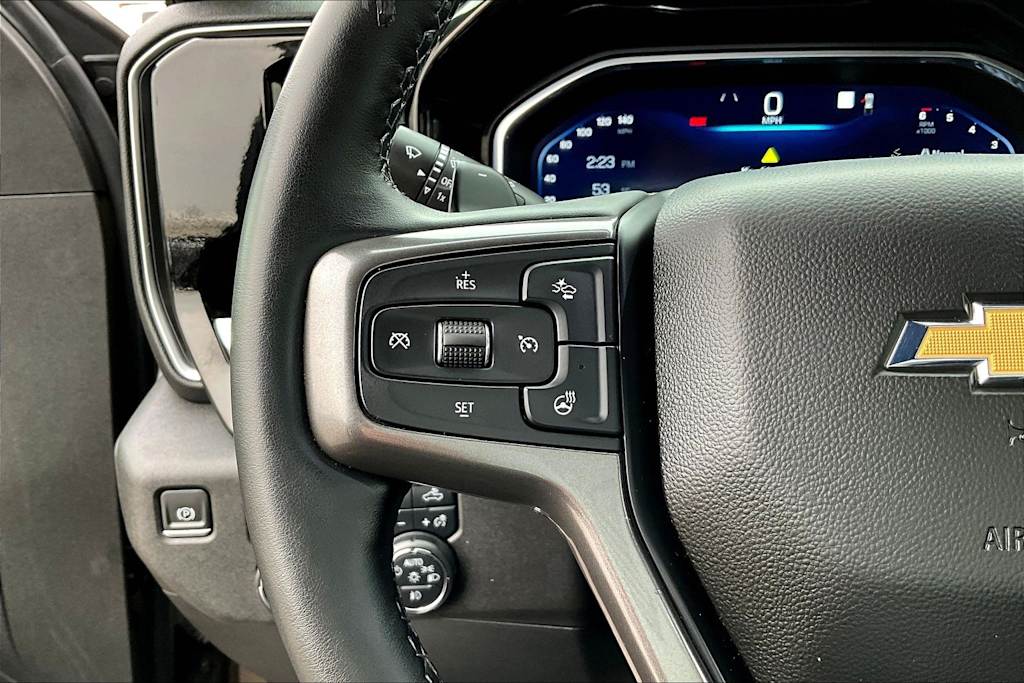 Thumbnail: 2023 Chevrolet Silverado 1500 - 24