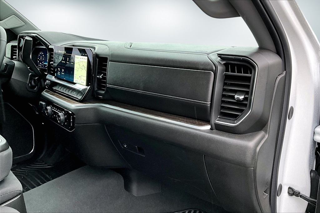 Thumbnail: 2025 Chevrolet Silverado 1500 - 15