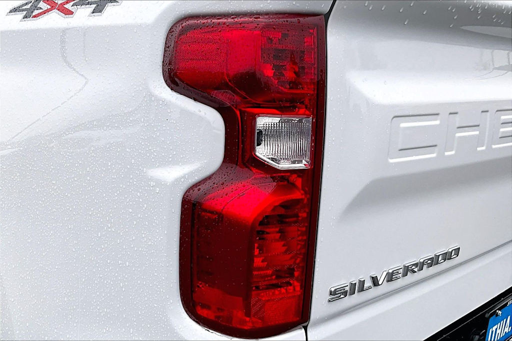 Thumbnail: 2025 Chevrolet Silverado 1500 - 32