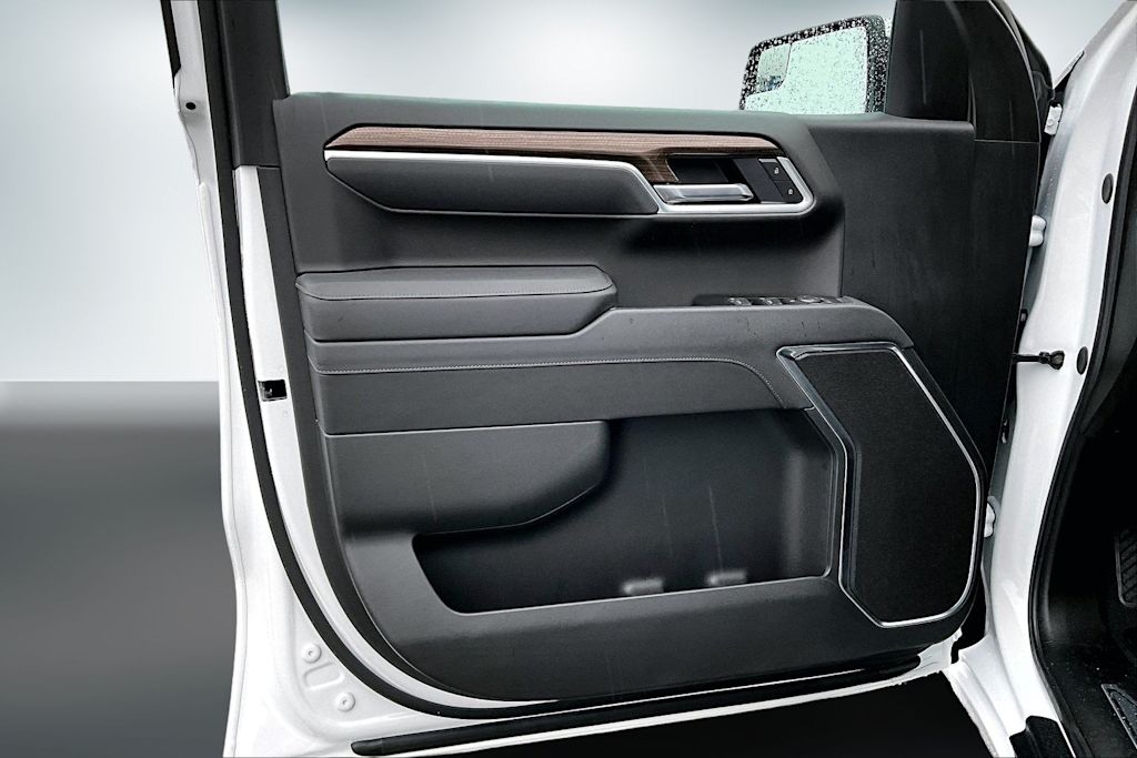 Thumbnail: 2025 Chevrolet Silverado 1500 - 27