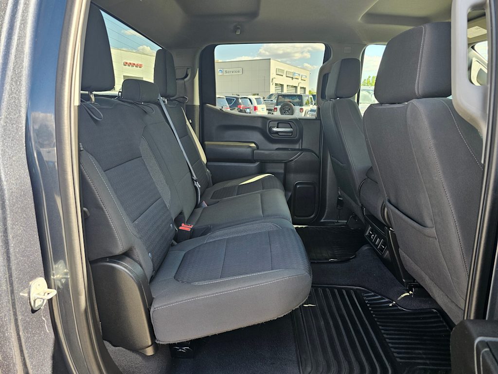 2022 Chevrolet Silverado 1500 LT 23