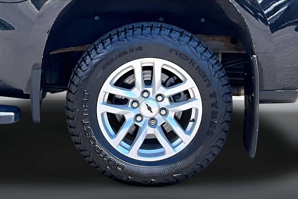 Thumbnail: 2020 Chevrolet Silverado 1500 - 31
