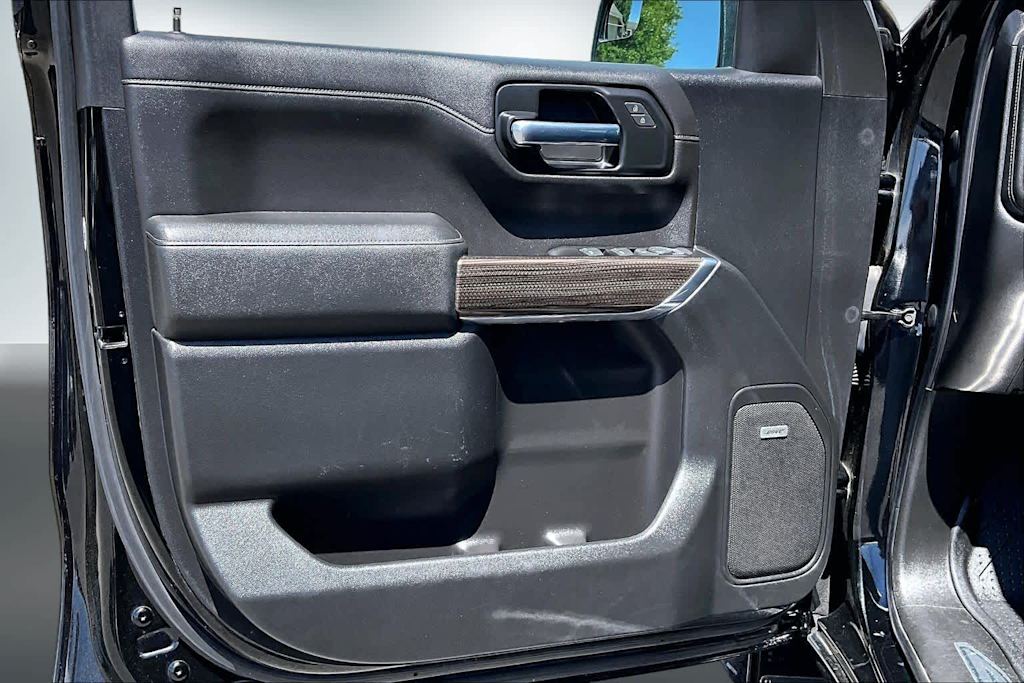 Thumbnail: 2020 Chevrolet Silverado 1500 - 26