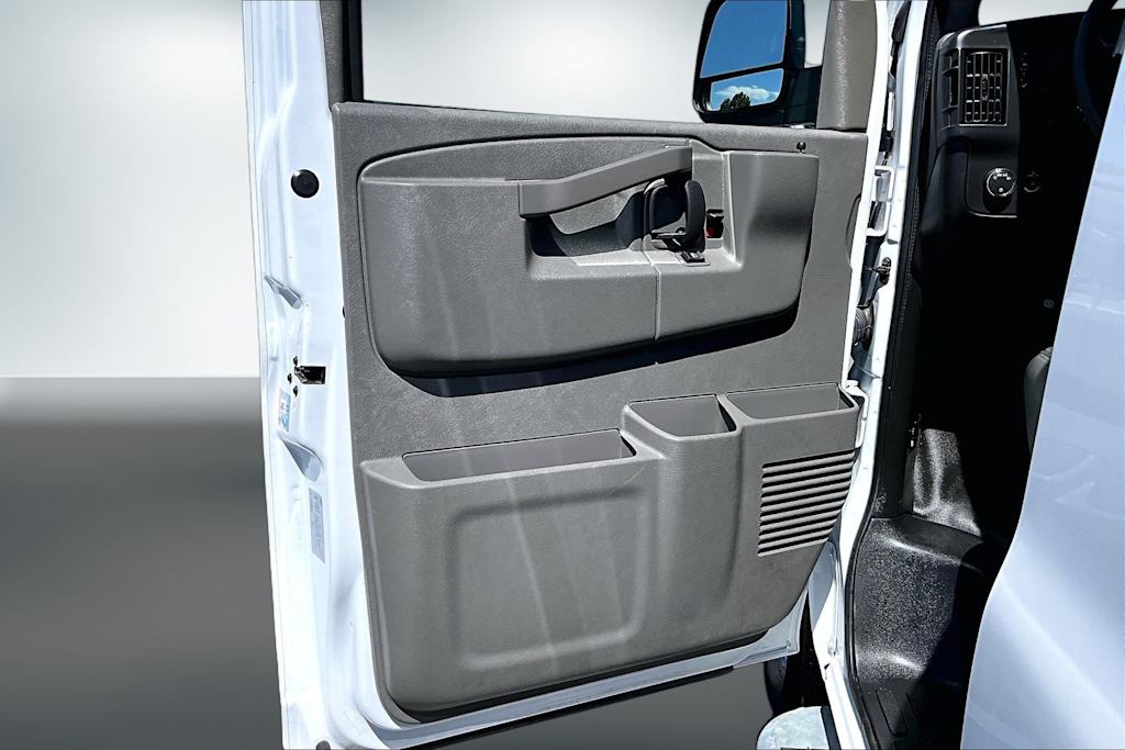 Thumbnail: 2025 Chevrolet Express - 24