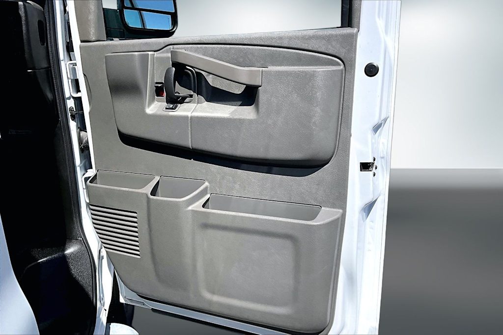 Thumbnail: 2025 Chevrolet Express - 25