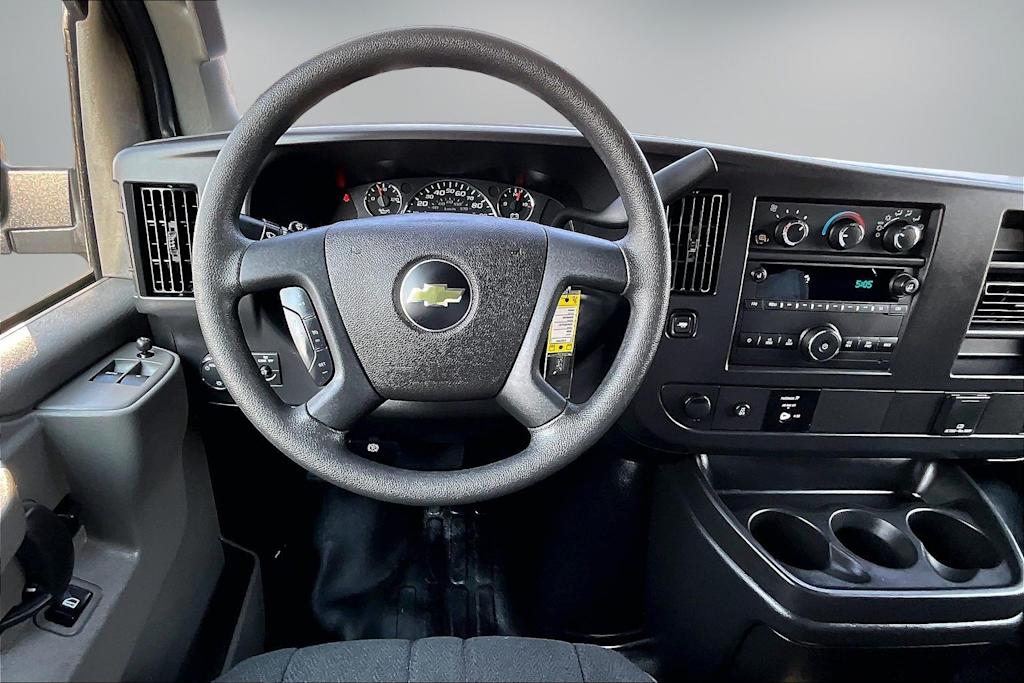 Thumbnail: 2025 Chevrolet Express - 8