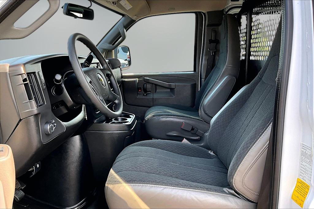 Thumbnail: 2025 Chevrolet Express - 9